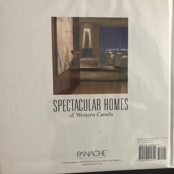 Perfect Design Lover Gift! Spectacular Homes of Western Canada l NEW l - Picture 4 of 4